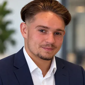 Agent Clément LOUIS