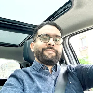 agent Houcine BELHADJ