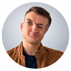 Agent Enzo MIRA