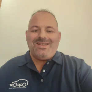 agent Johan ASMANI