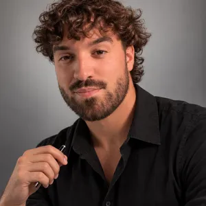 agent Adam FRITSCH
