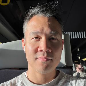 Agent Dovan SINGHAVARA