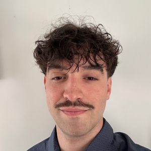 agent Adam FRITSCH