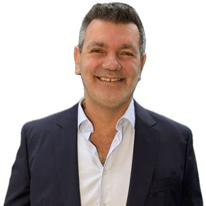 agent Frederic CAPAROS