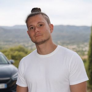 Agent Florian LACROIX