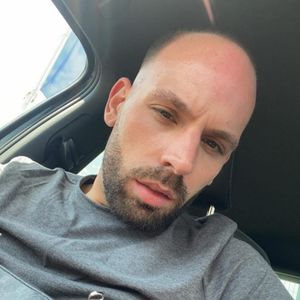 agent Julien SUGG