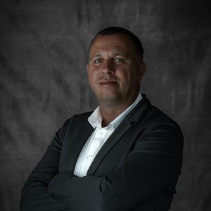 Agent Julien MEKSEN