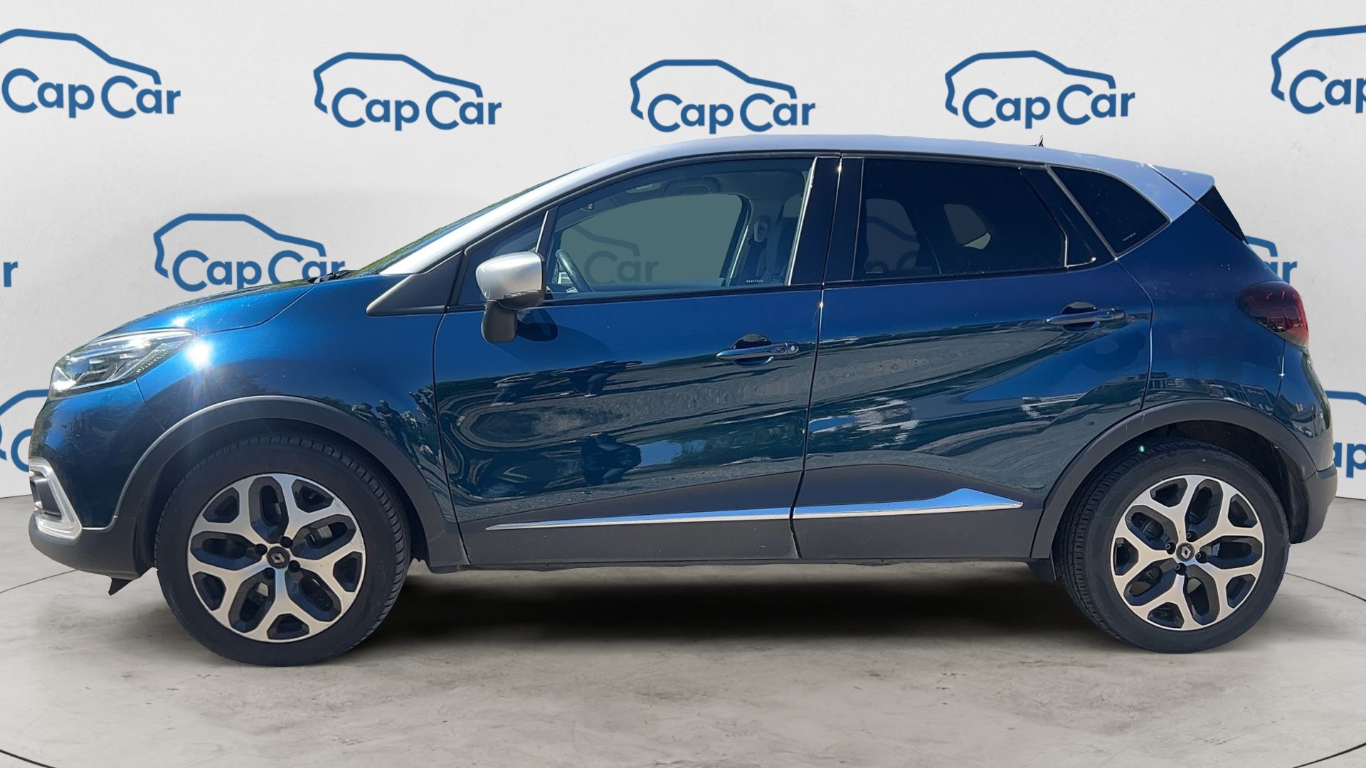 EXTERIOR_LEFT