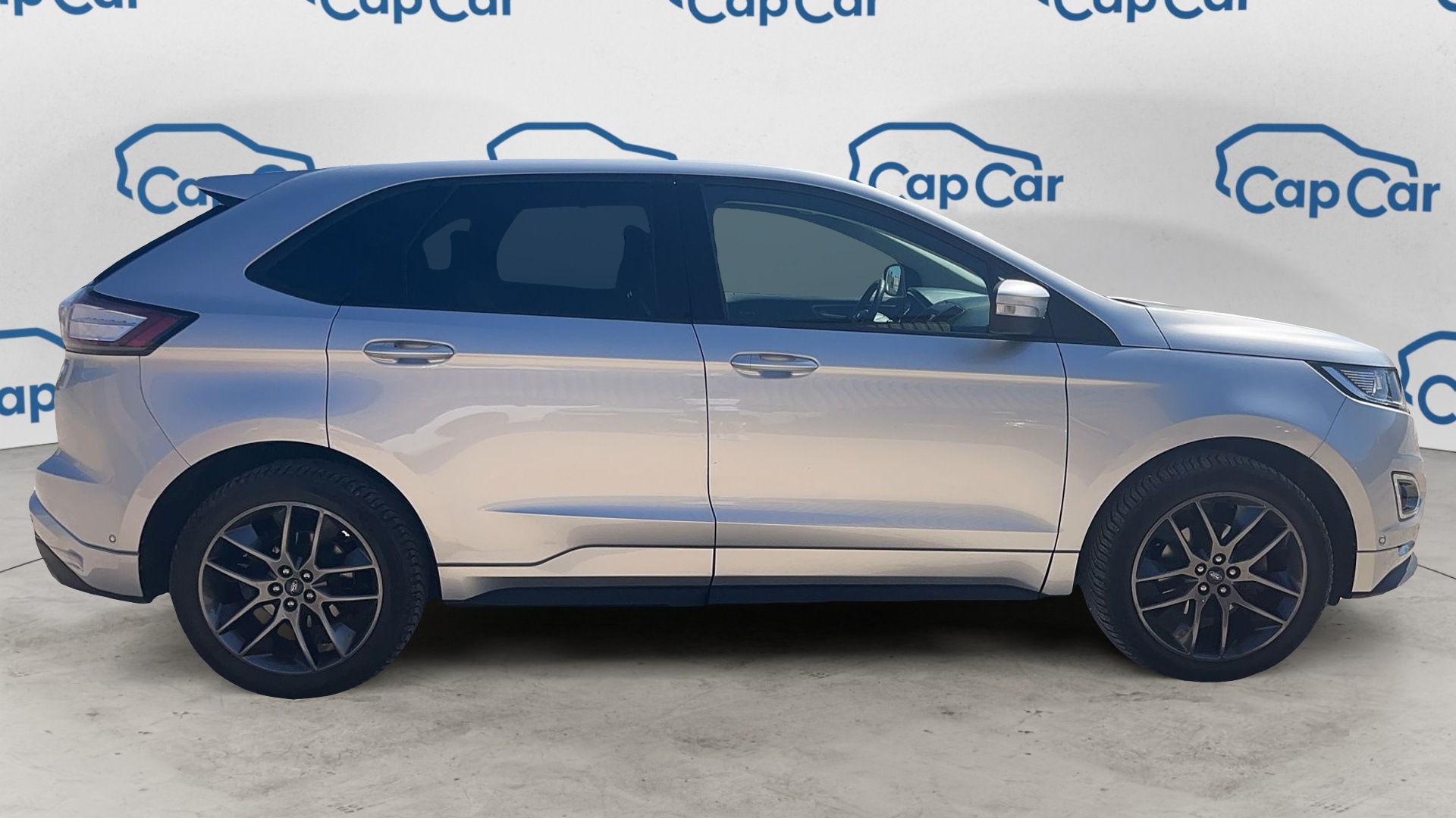 EXTERIOR_RIGHT