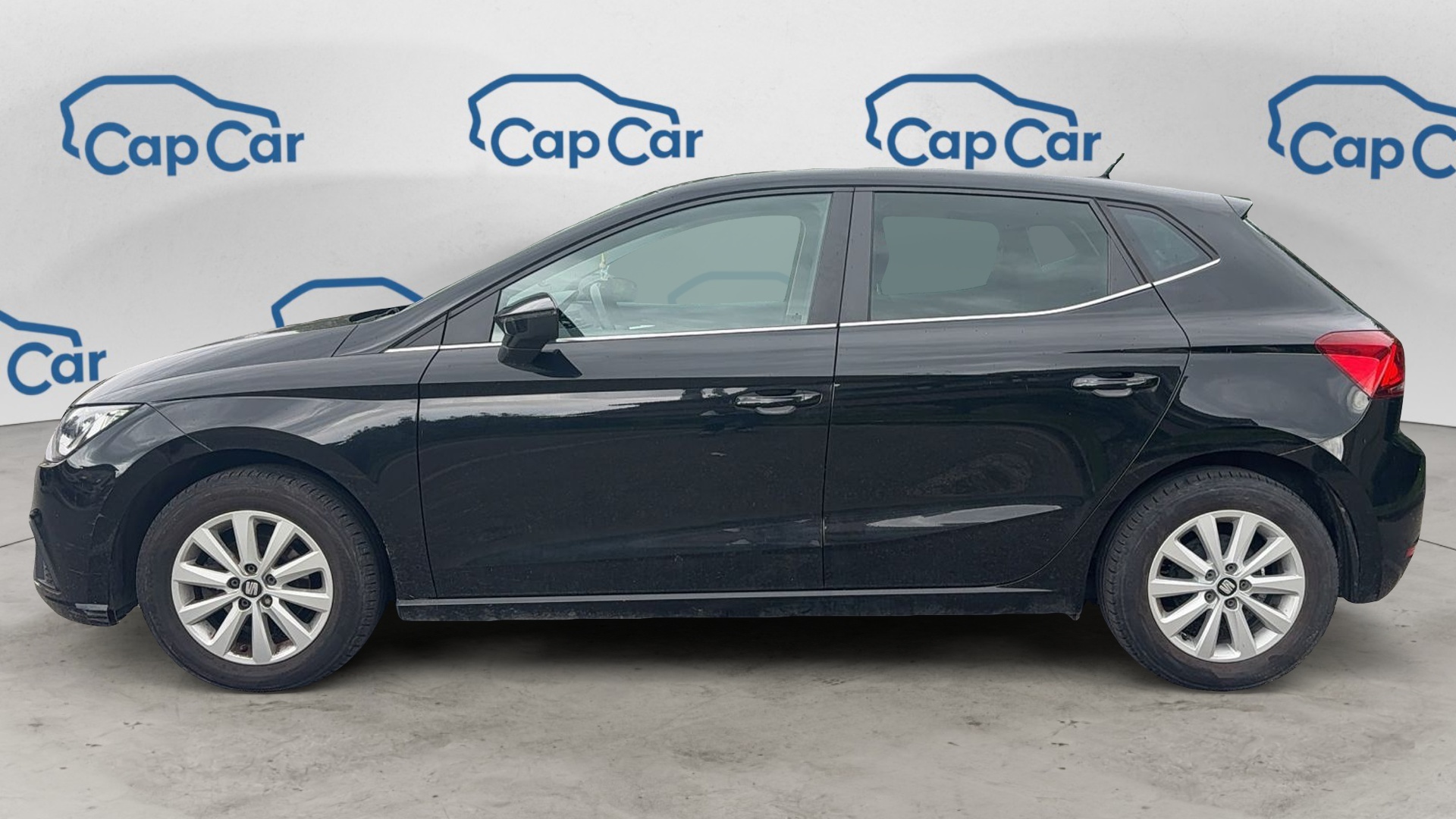 EXTERIOR_LEFT