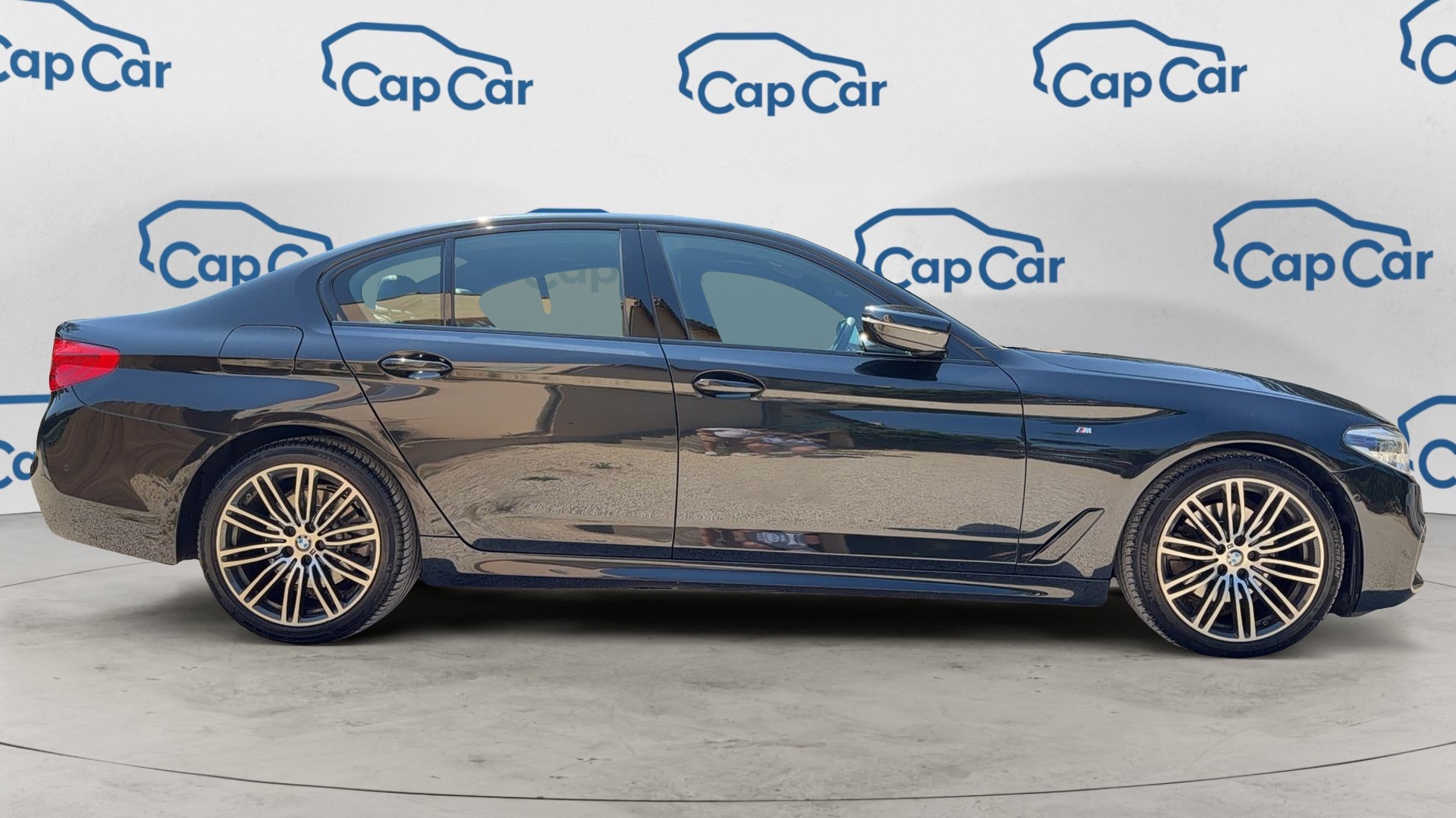 EXTERIOR_RIGHT