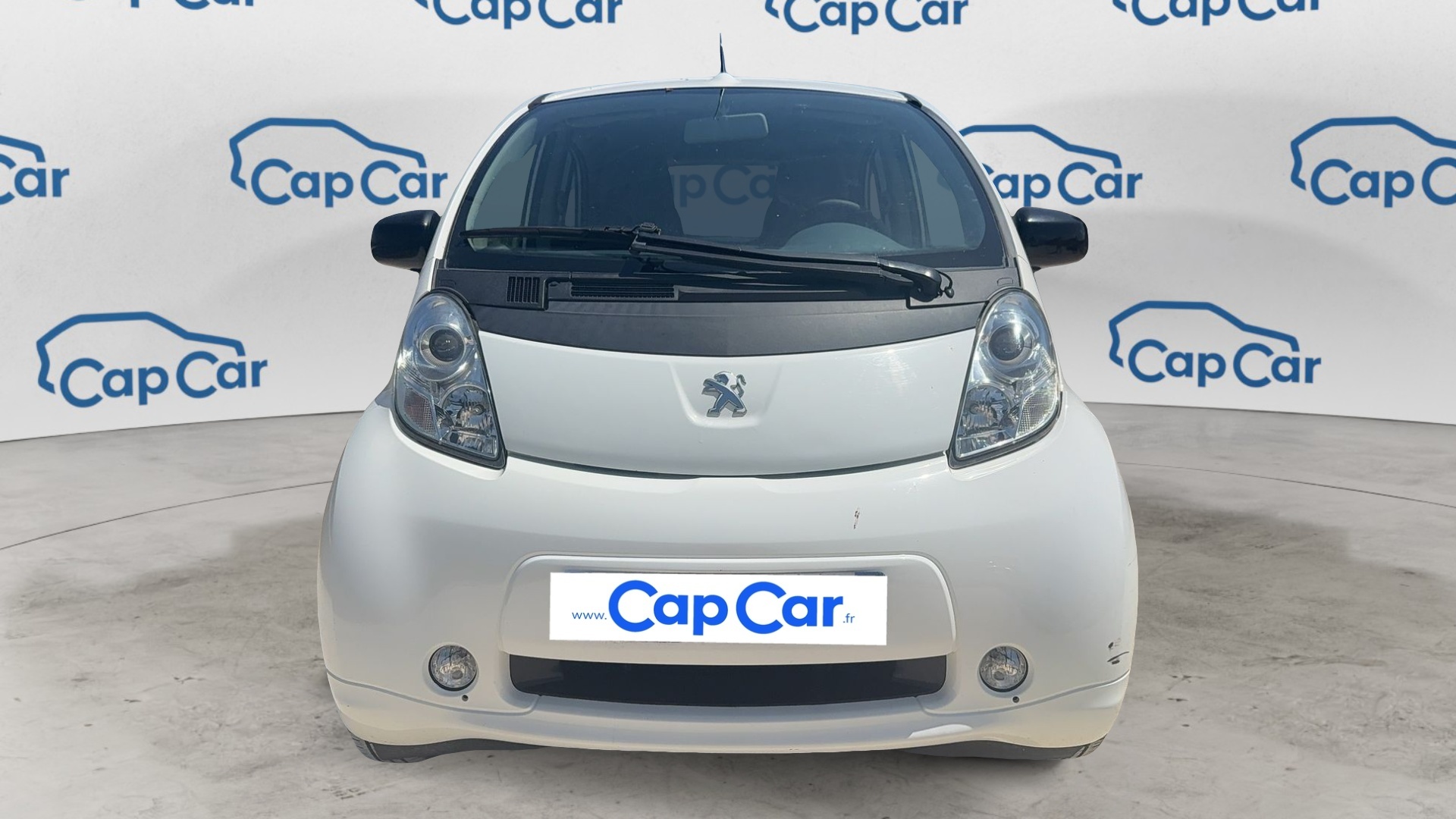 EXTERIOR_FRONT