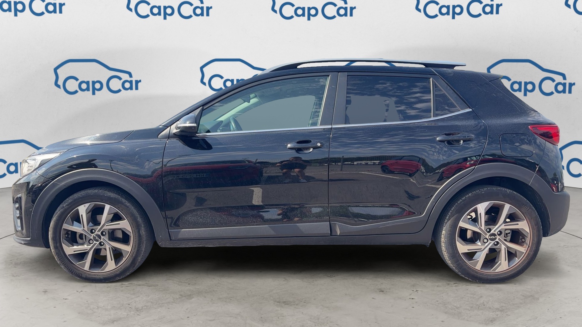 EXTERIOR_LEFT