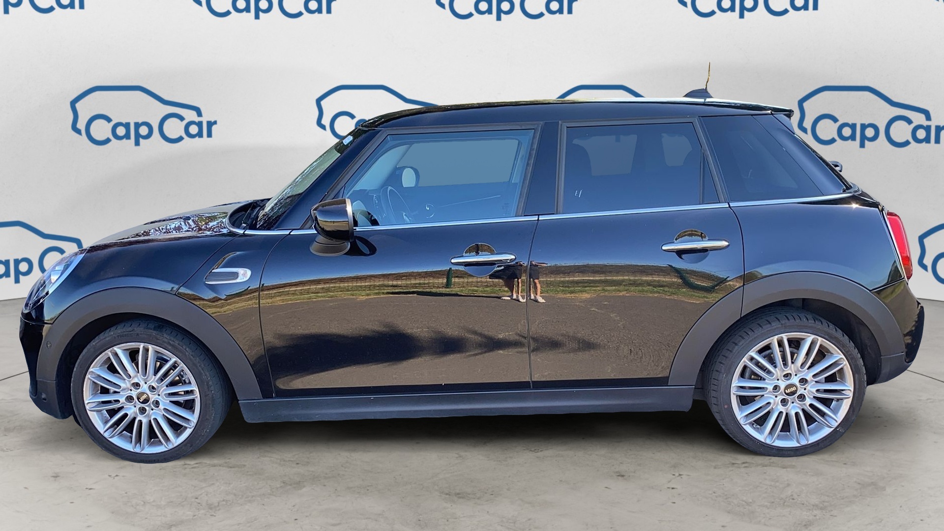 EXTERIOR_LEFT