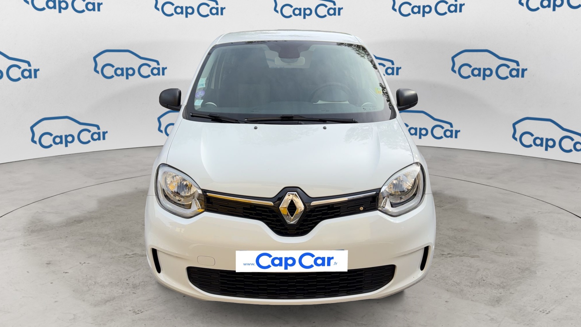 EXTERIOR_FRONT