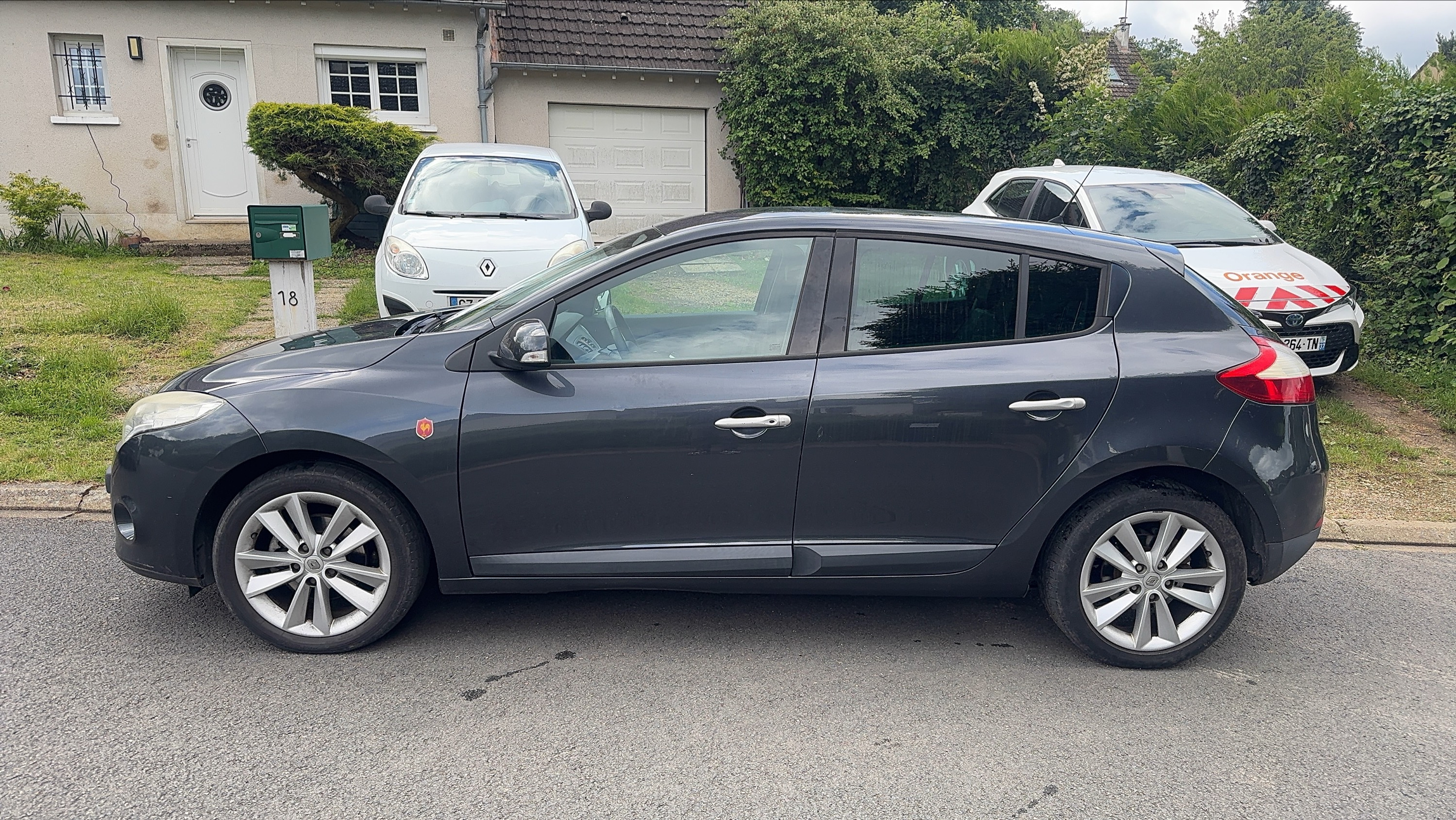 Photo 3