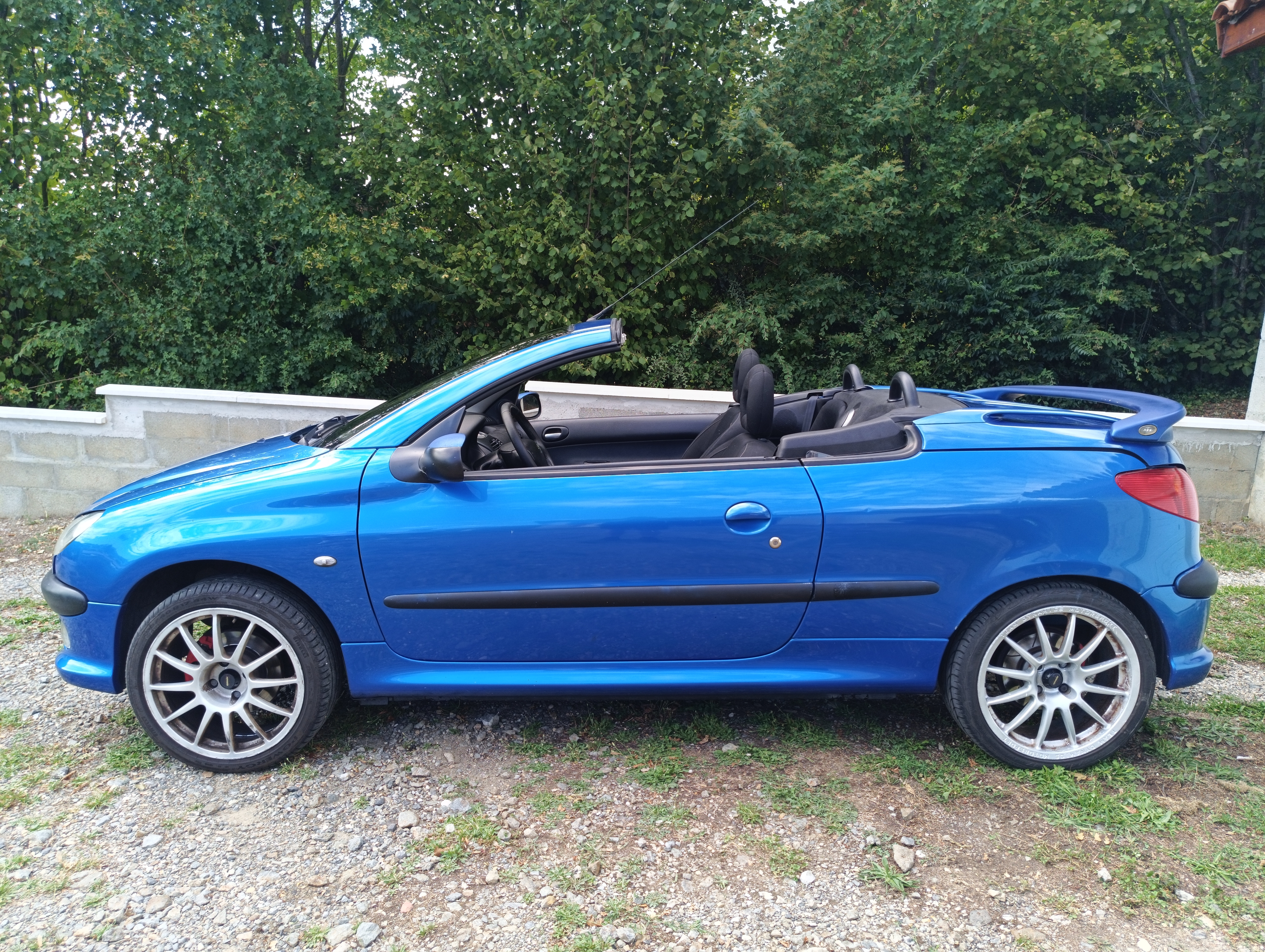 Photo 3