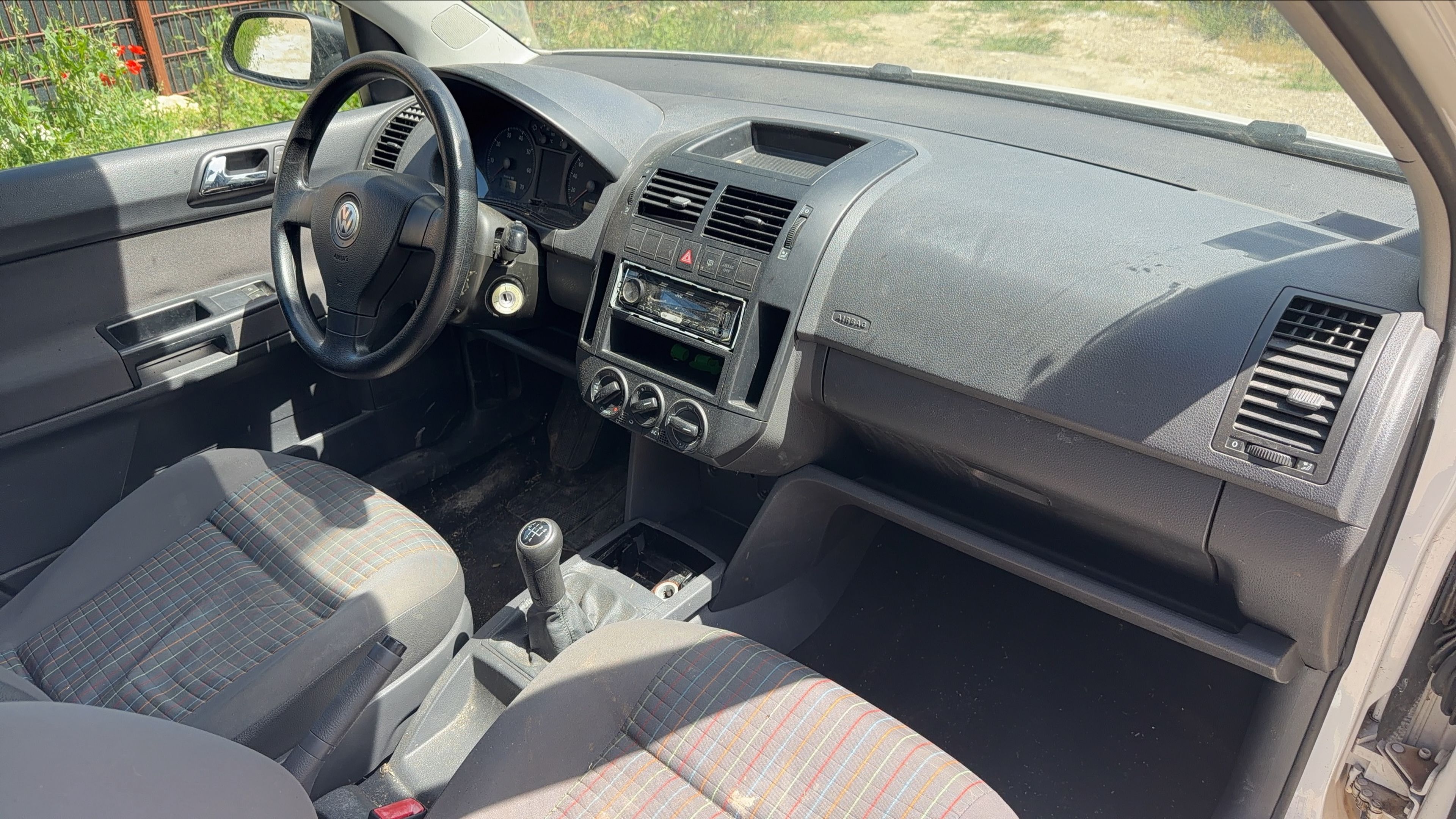 Photo 19