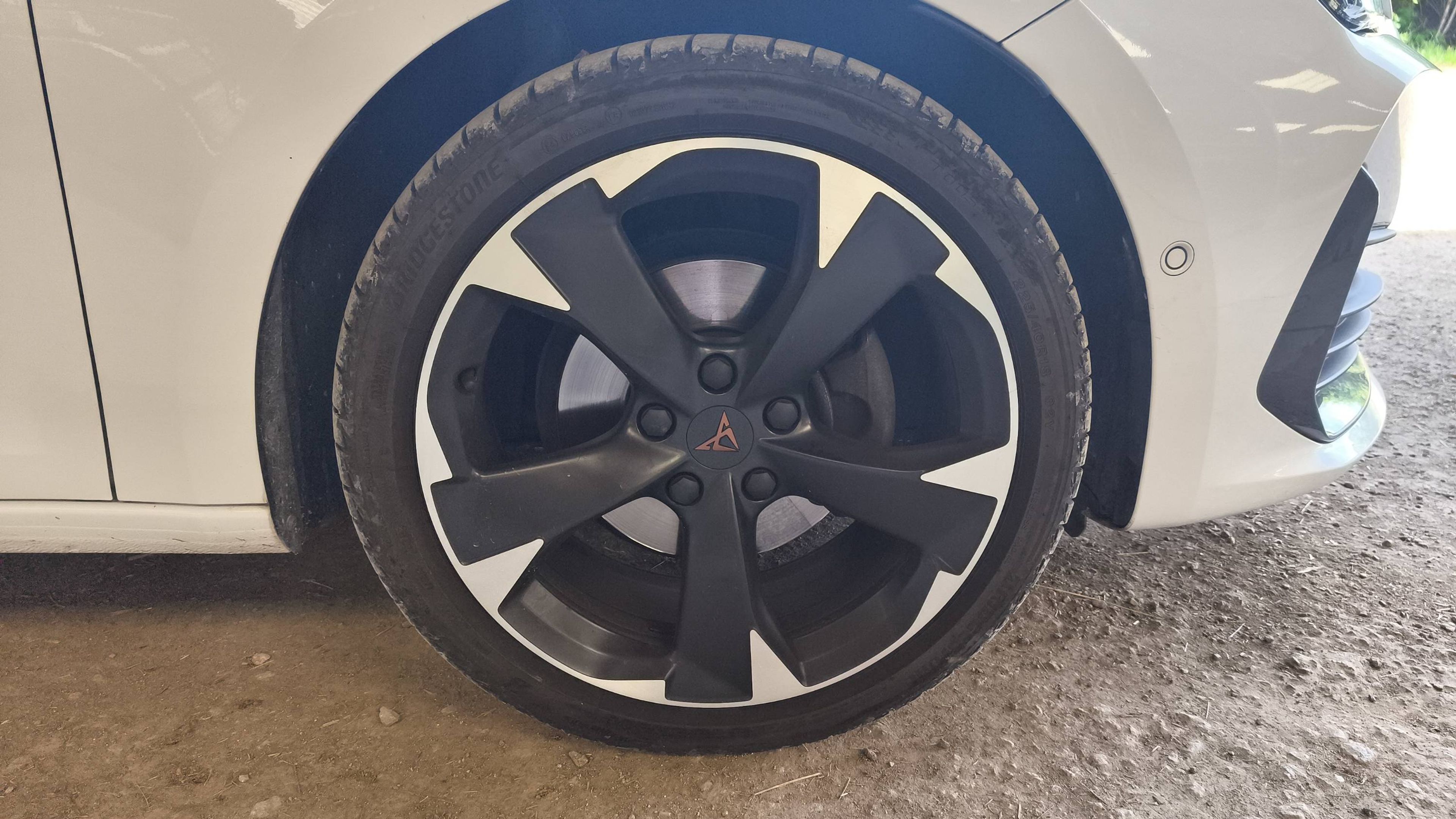 Photo 10