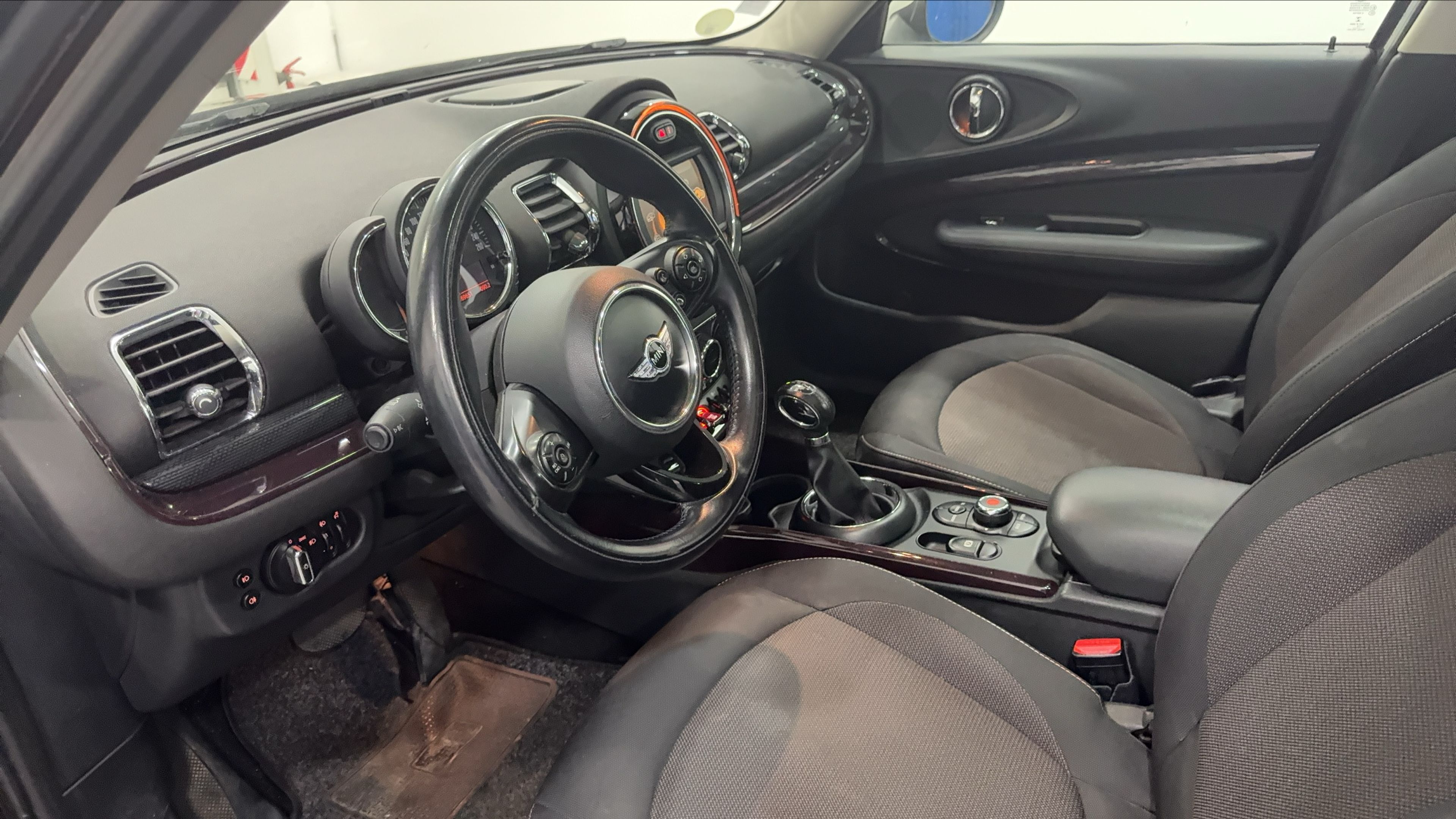 Photo 16