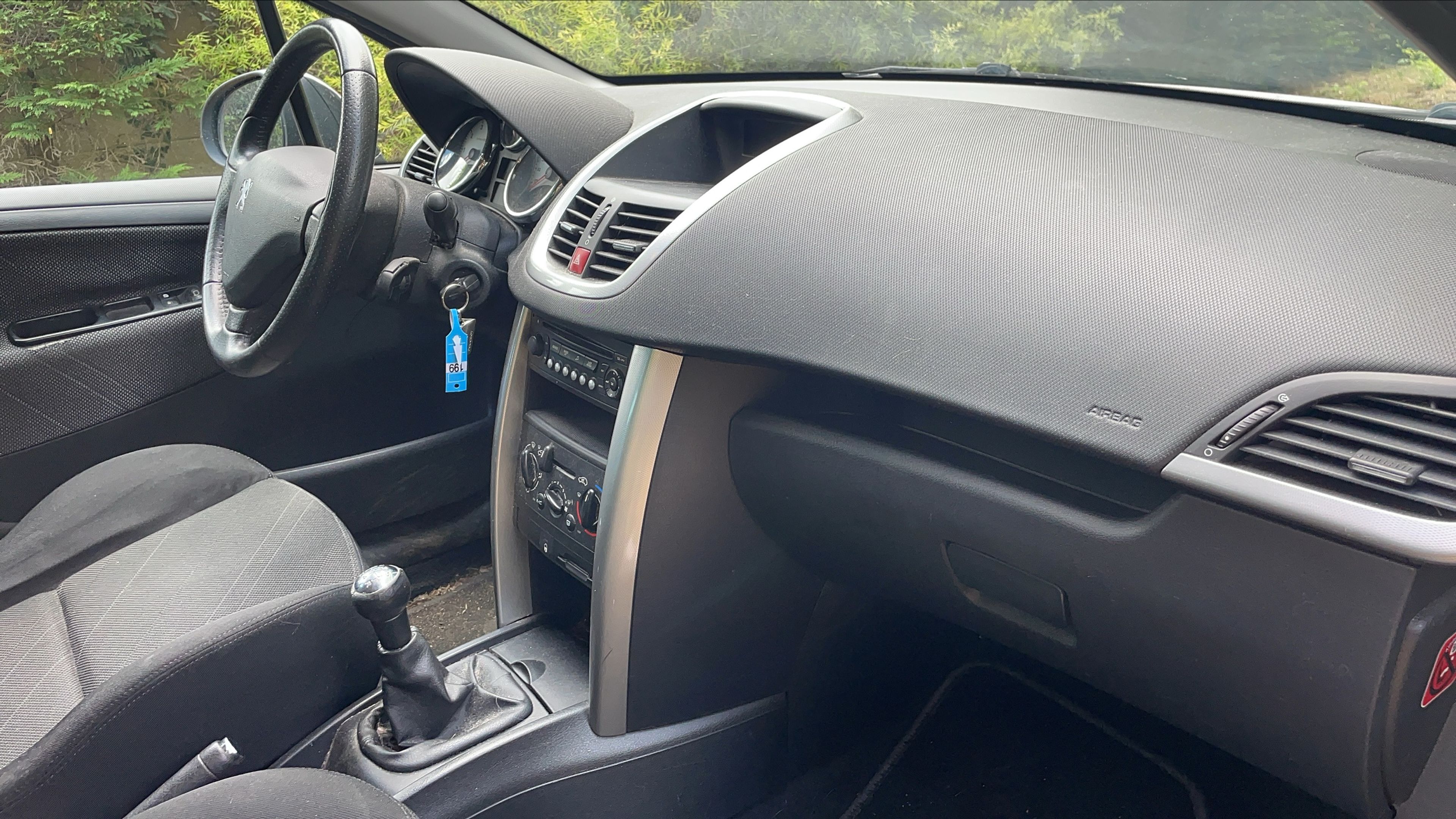 Photo 19