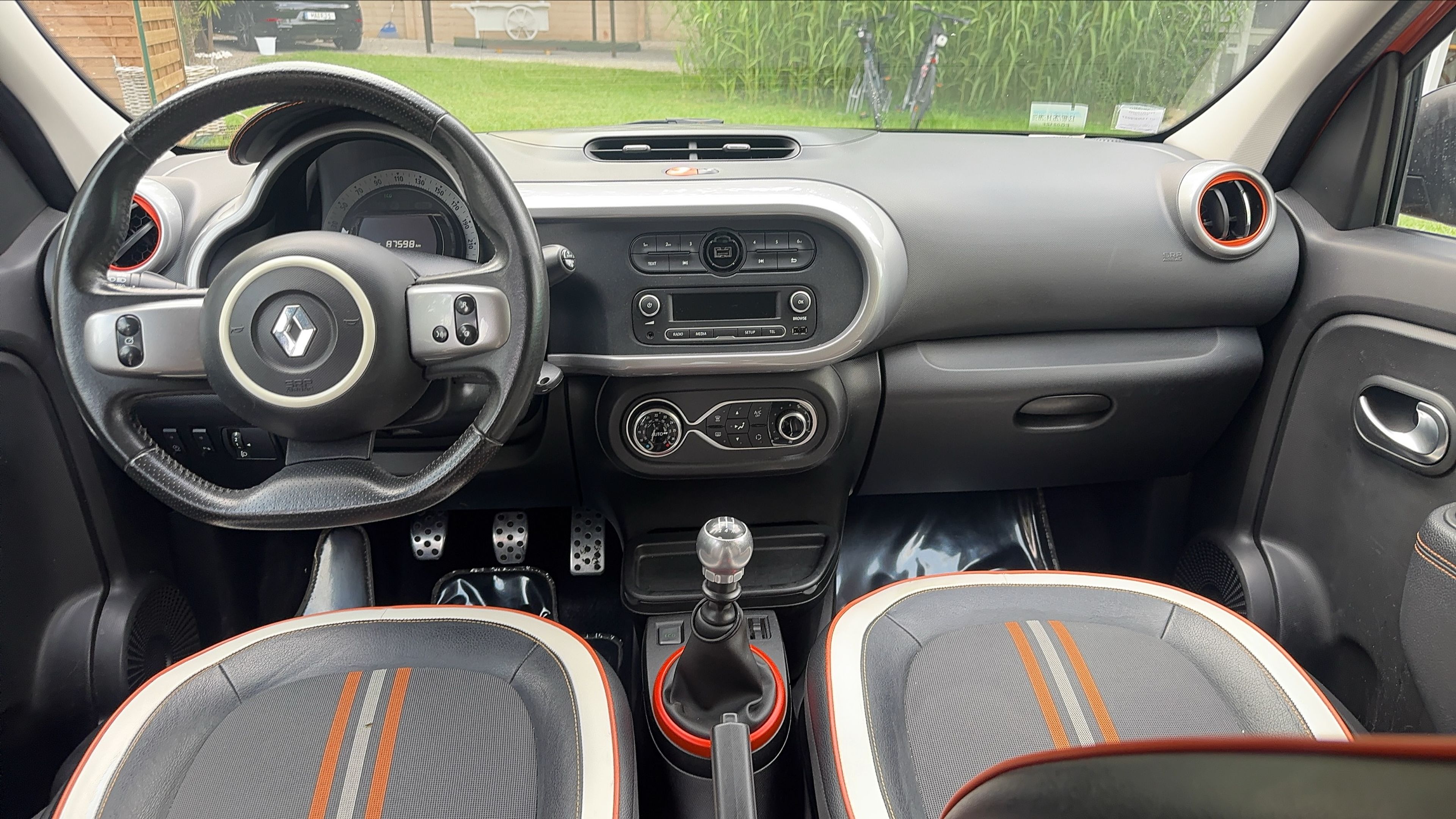 Photo 25