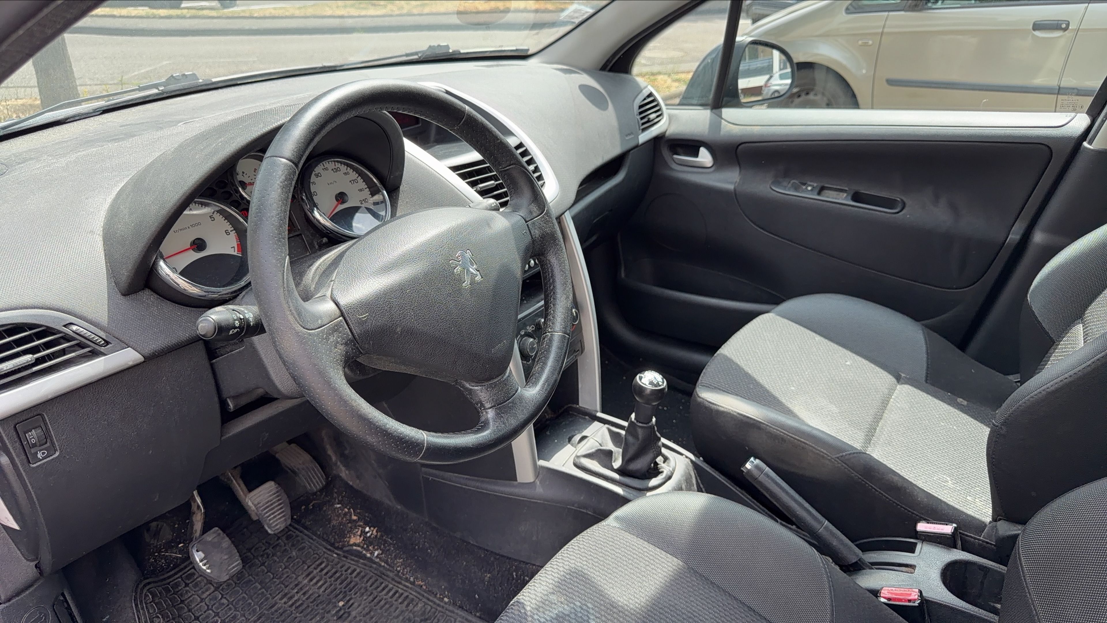 Photo 14