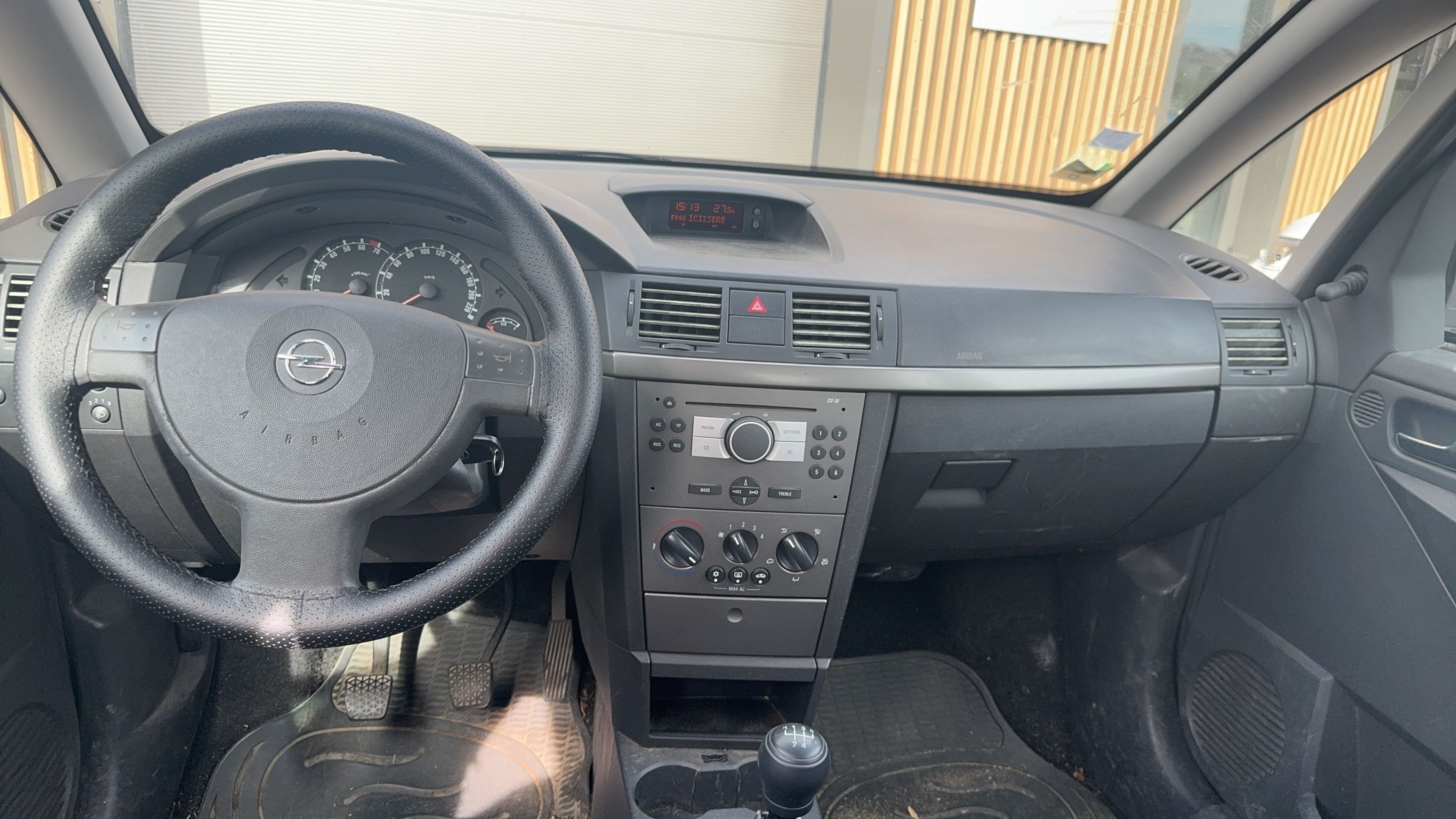 Photo 21
