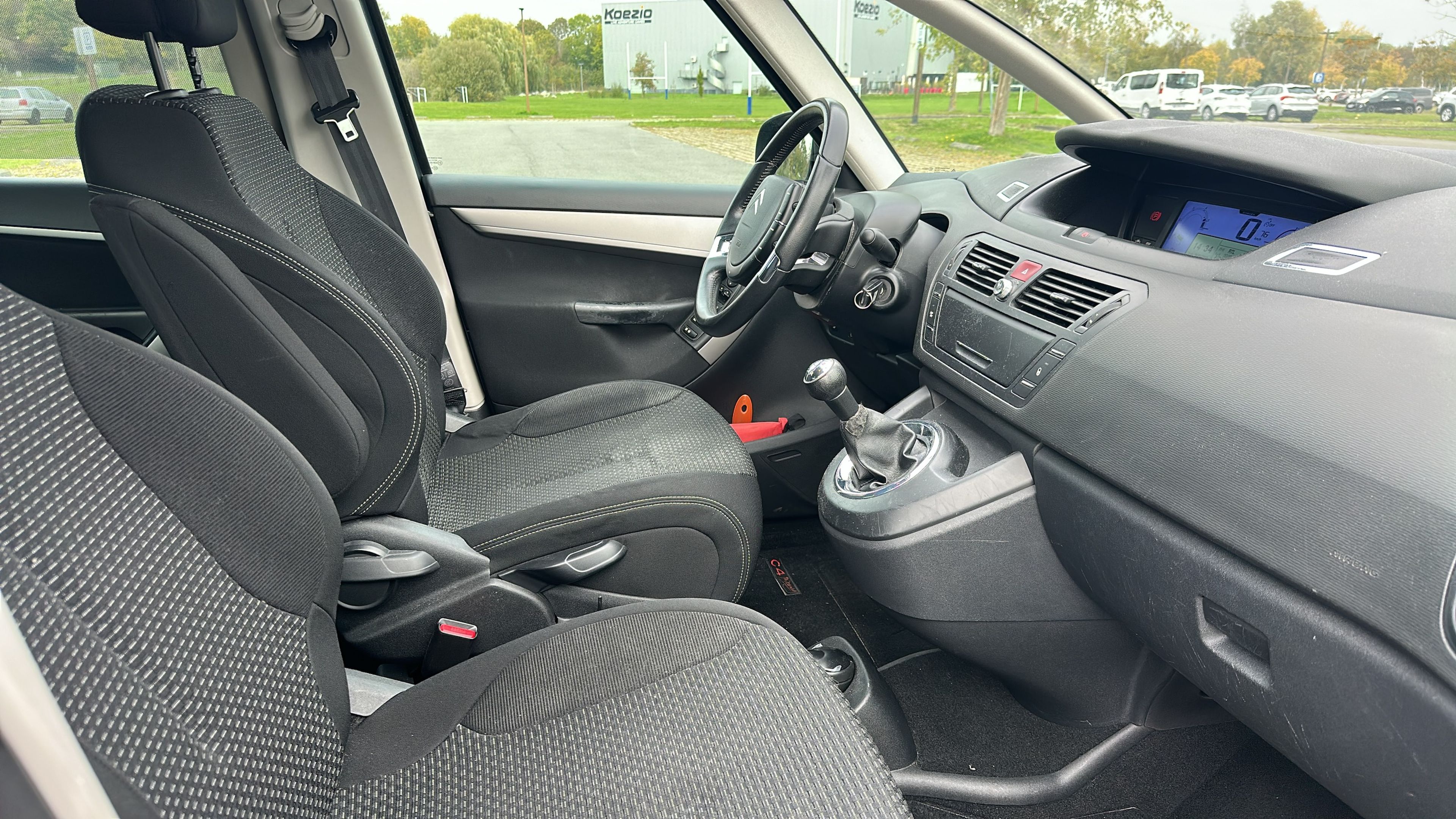 Photo 20