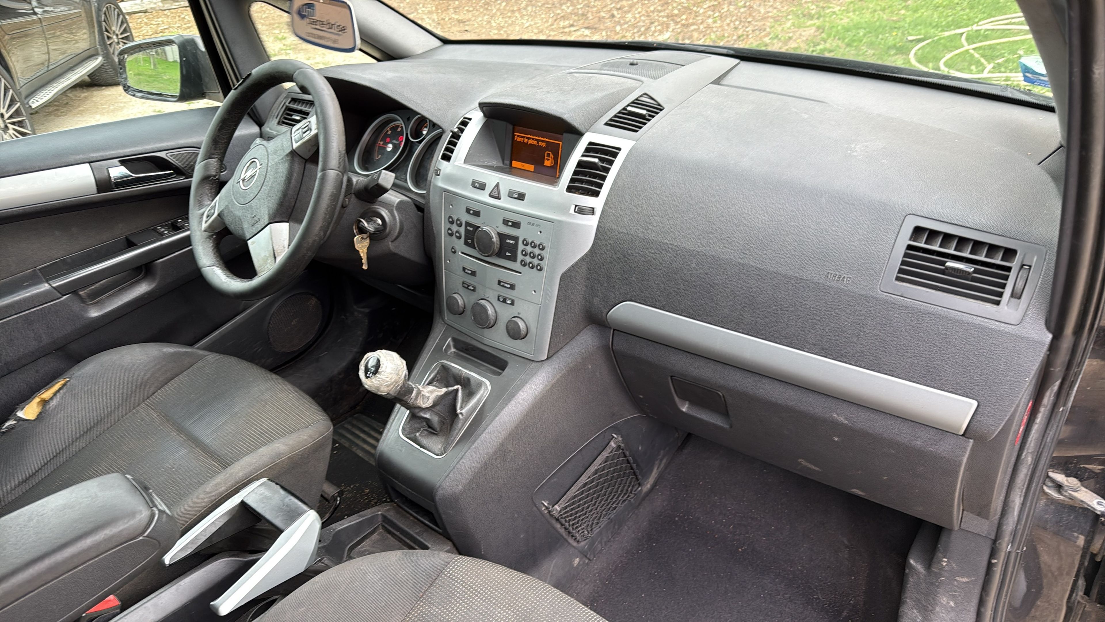 Photo 19