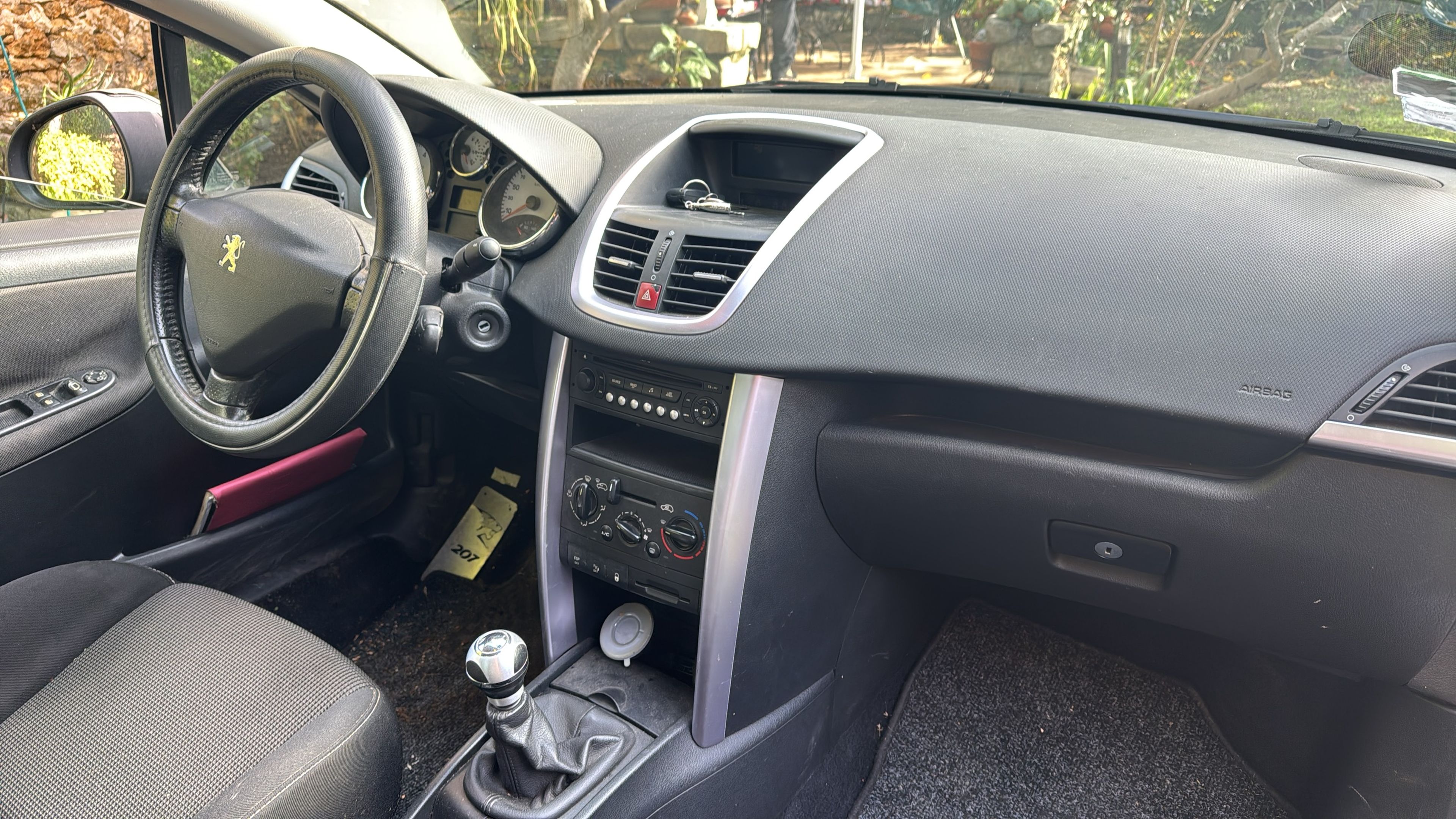 Photo 19