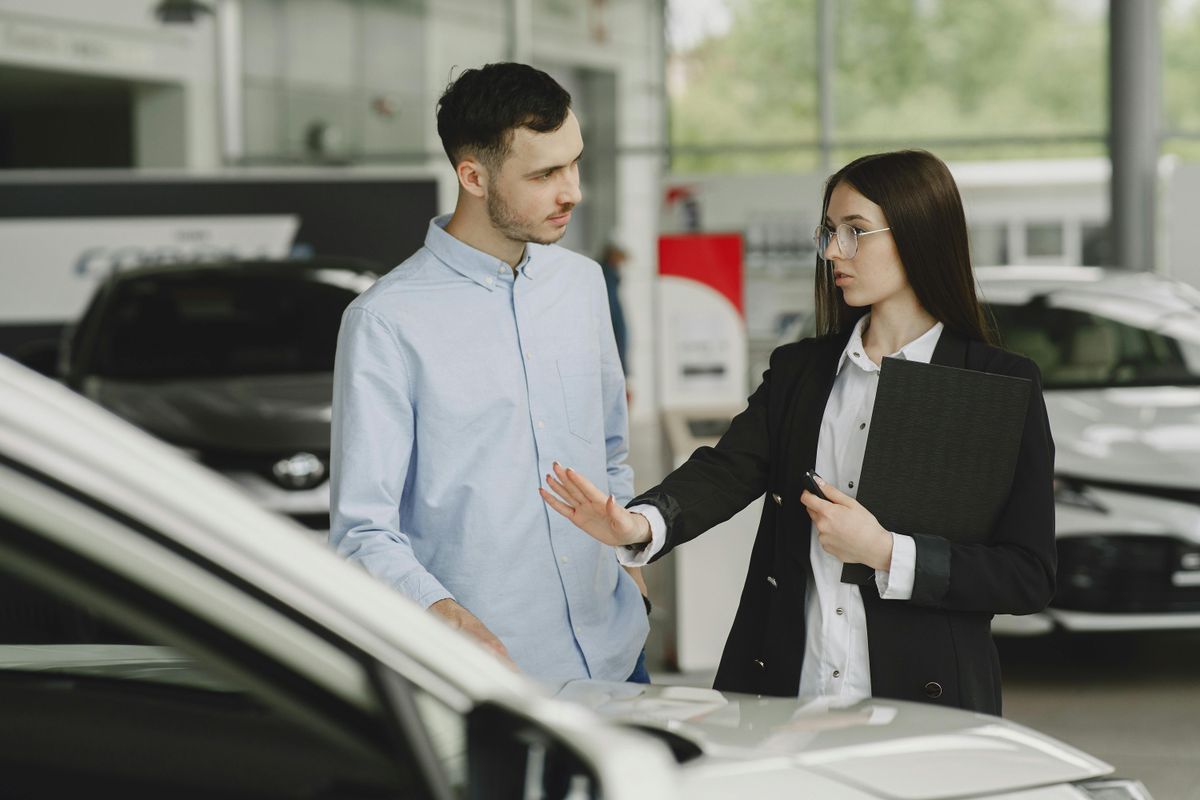Pourquoi il vaut mieux éviter de vendre sa voiture le dimanche ?