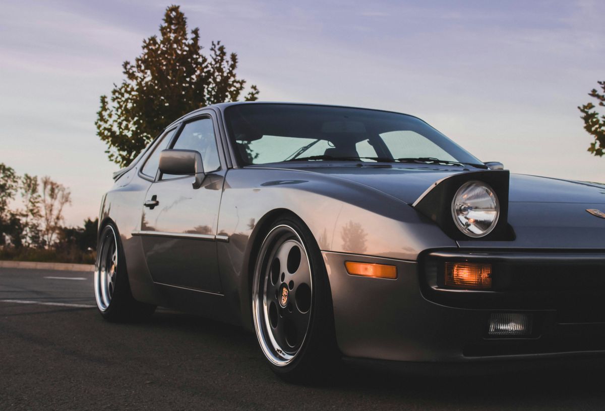 Porsche 944 : la youngtimer accessible qui grimpe (et ce qu'elle coûte vraiment)