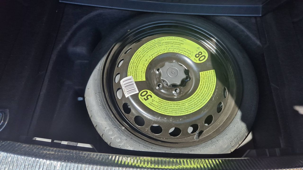 Photo de la roue de secours 1