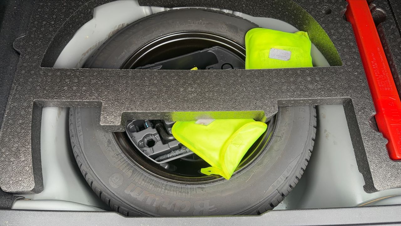 Photo de la roue de secours 1