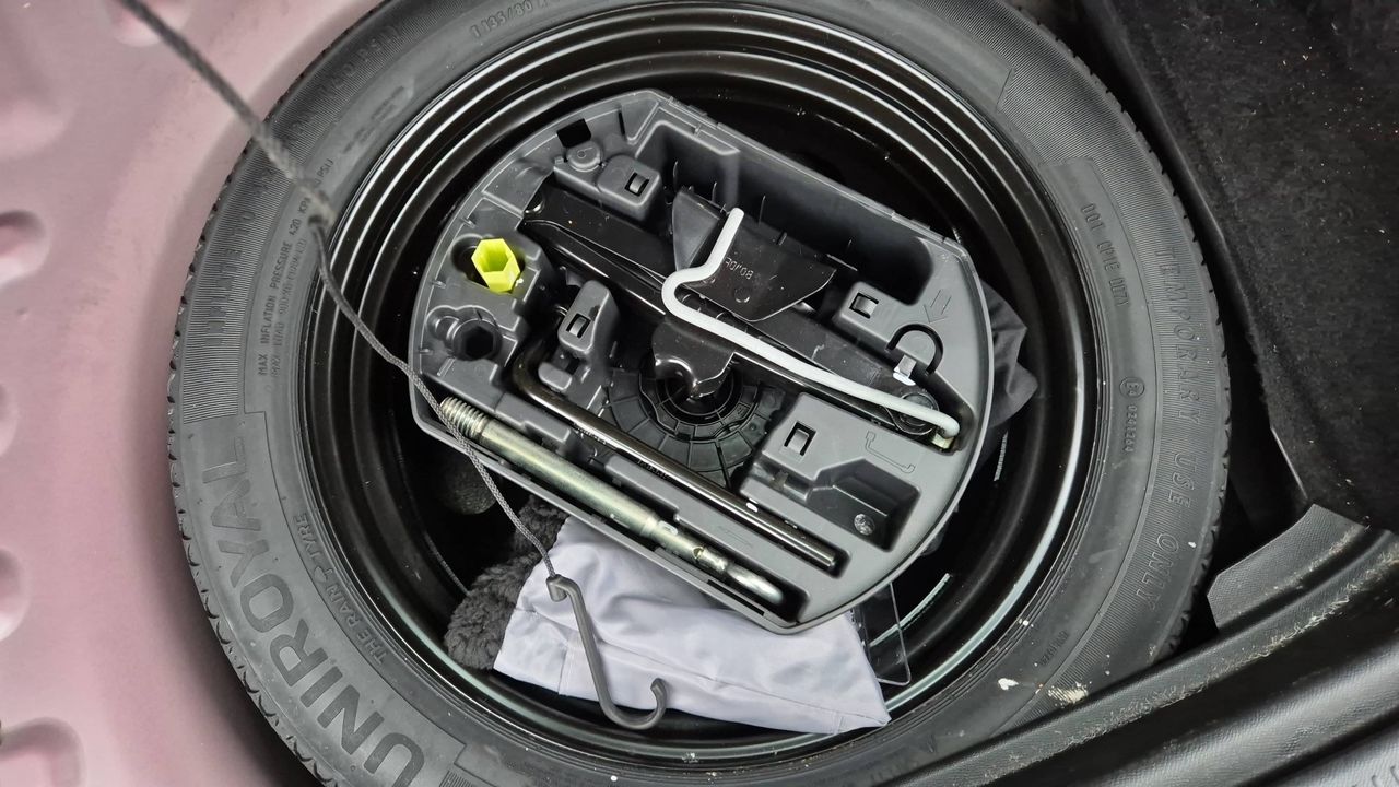 Photo de la roue de secours 1