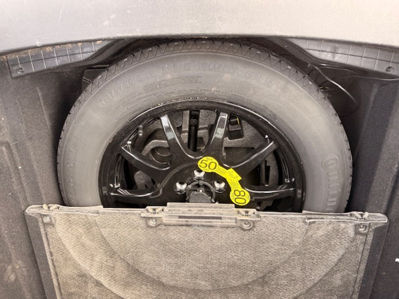 Photo de la roue de secours 1