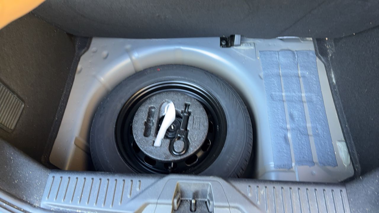 Photo de la roue de secours 1