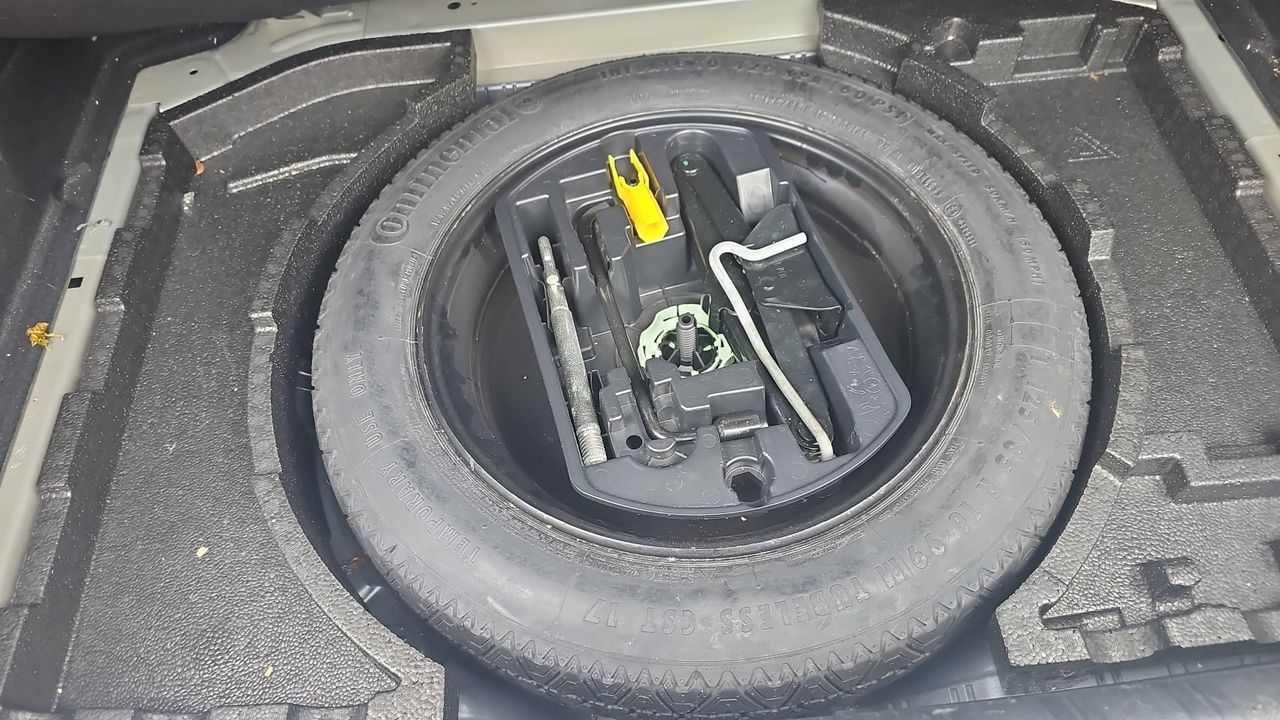 Photo de la roue de secours 1