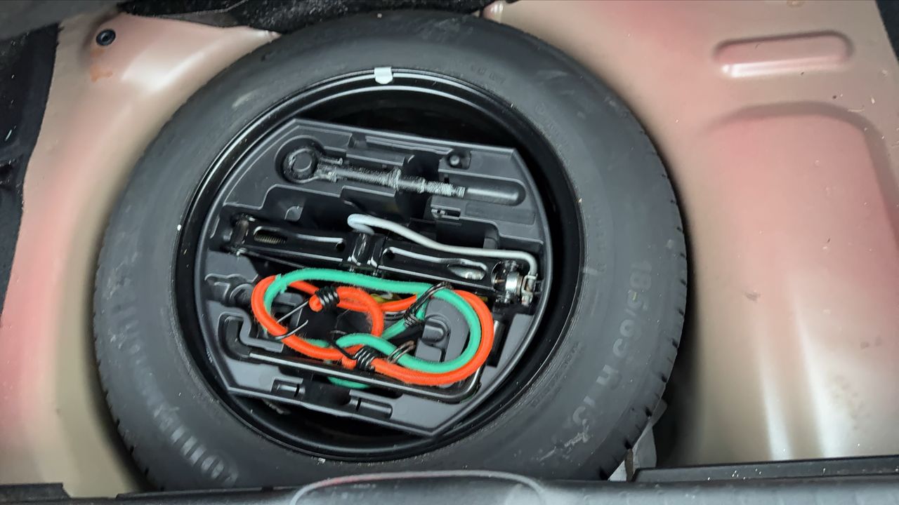 Photo de la roue de secours 1