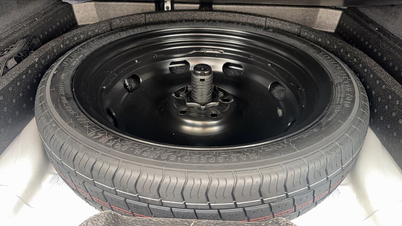 Photo de la roue de secours 1
