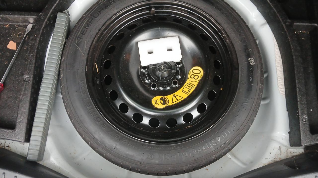 Photo de la roue de secours 1