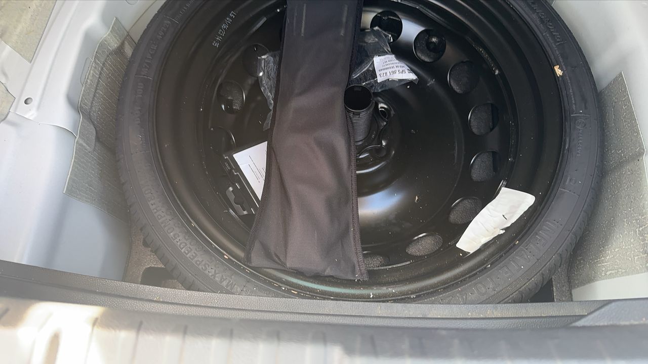Photo de la roue de secours 1