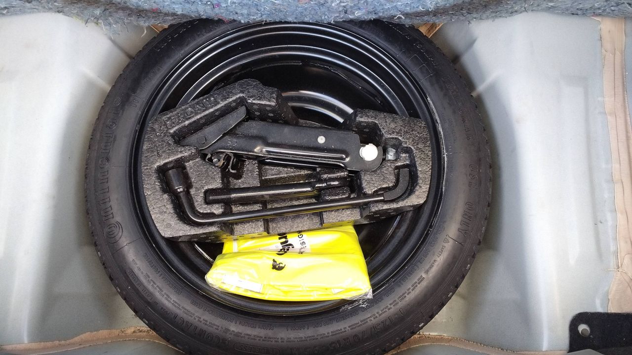 Photo de la roue de secours 1