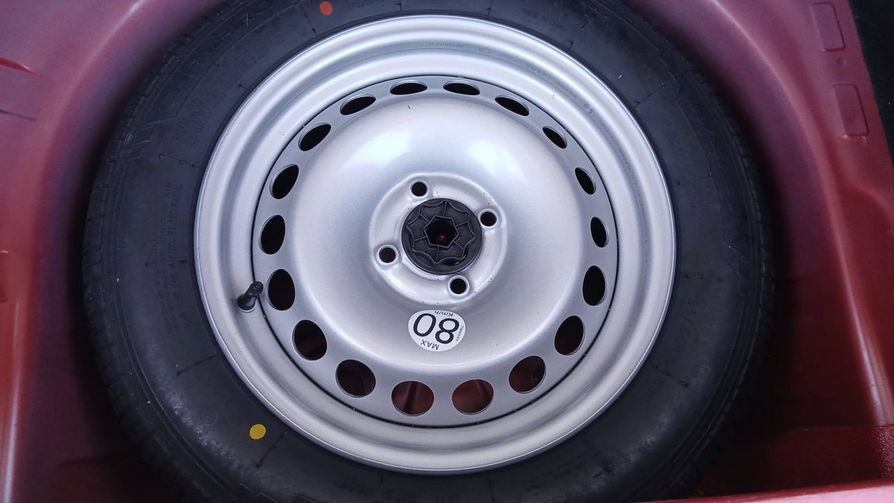 Photo de la roue de secours 1