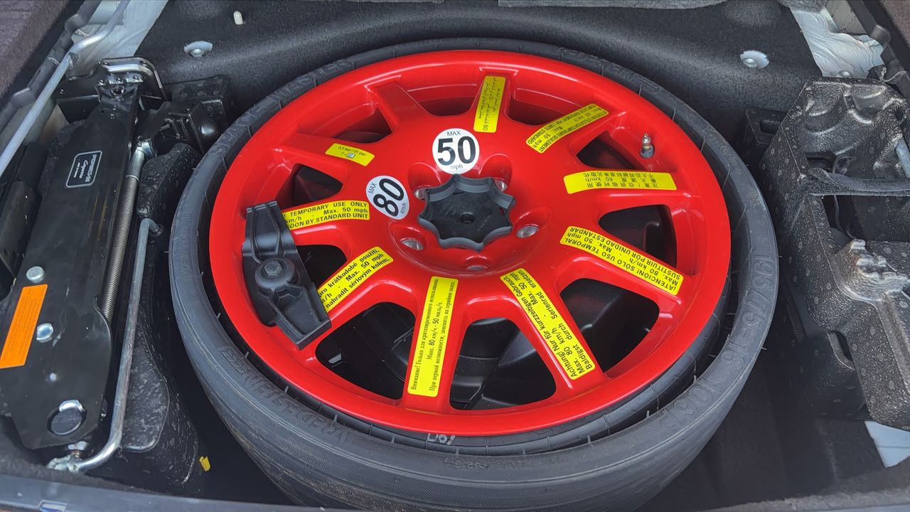 Photo de la roue de secours 1