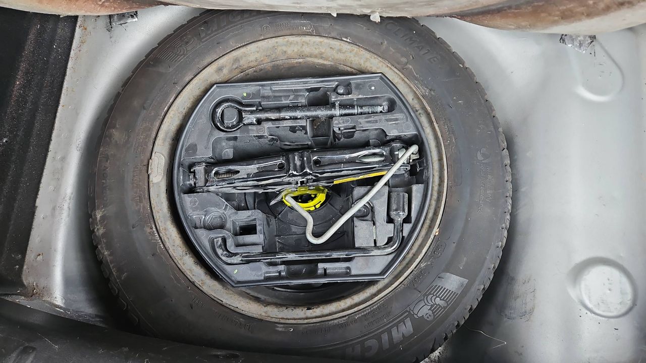 Photo de la roue de secours 1