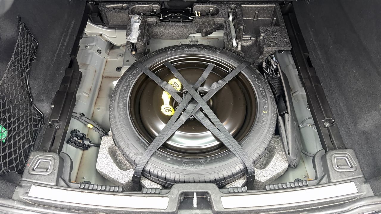 Photo de la roue de secours 1