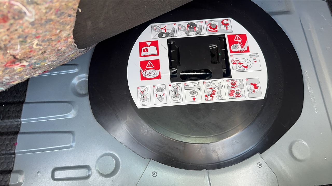 Photo de la roue de secours 1