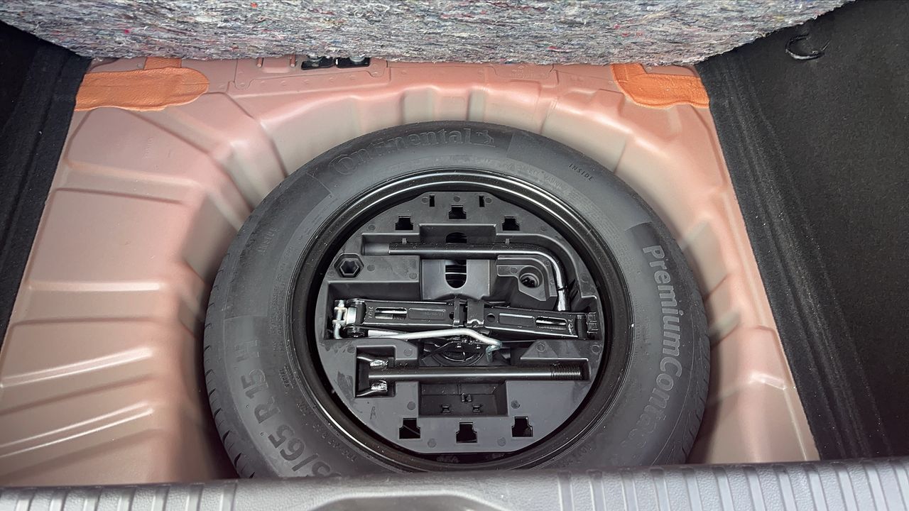 Photo de la roue de secours 1